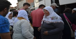 Afyonkarahisarlı Hacılar Memleketlerine Döndü