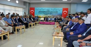 Diyarbakır Protokolü Vatandaşlarla Bayramlaştı