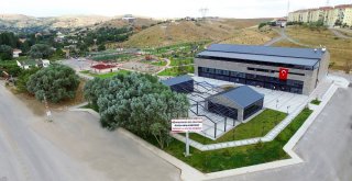 Abdurrahim Karakoç Kültür Merkezine ‘Yılın Gençlik Projesi Ödülü