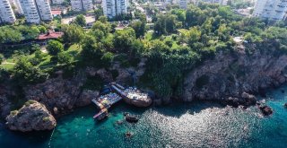 Muratpaşalılar Falez Plajlarına Destek Verdi