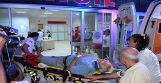 Didim-Söke Yolunda Kaza; Aynı Araçtaki 5 Kişi Yaralandı
