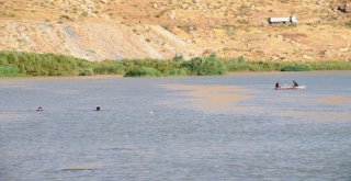 Dicle Nehrinde Kaybolan İşçilerin Cansız Bedenine Ulaşıldı