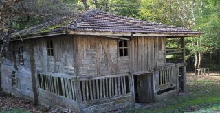 (Özel Haber) İki Asırlık Çivisiz Cami Restore Edilmeyi Bekliyor