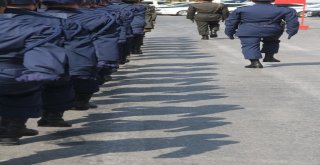 Aşırı Sıcak Zafer Bayramı Törenine İlgiyi Azalttı