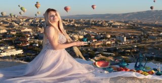 Balonlar Eşliğinde Muhteşem Manzara