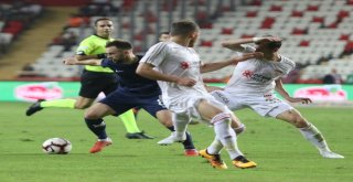 Spor Toto Süper Lig: Antalyaspor: 2 - Dg Sivasspor: 1 (İlk Yarı)