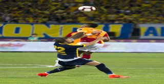 Spor Toto Süper Lig: Mke Ankaragücü: 1 - Galatasaray: 2 (İlk Yarı)