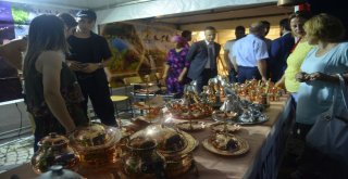 Artvin Kültür Sanat Ve Yöresel Ürünler Tanıtım Fuarı Başladı