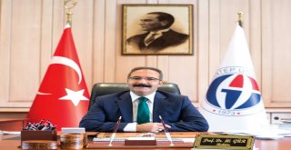 Gaün Üniversiteler Arasında İlk 10Da