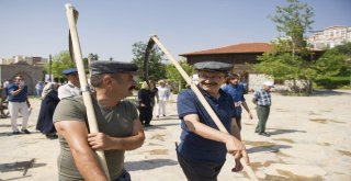 Başkentin Göbeğindeki Köyde Şenlik Var