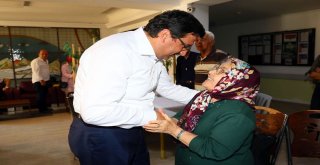 Huzurevi Ziyareti Yüzleri Güldürdü