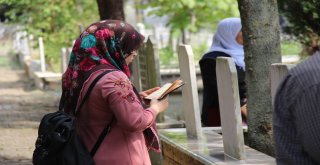 17 Ağustos Şehitleri, Mezarlarında Gözyaşları Ve Dualarla Anıldı