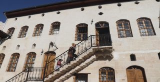 Definecilerin Harabeye Çevirdiği Evi Butik Otel Yaptı