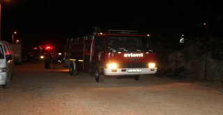 Ayvalıkta Sanayi Sitesi İle Asfalt Şantiyesi Arasındaki Bölgede Çıkan Yangın Korkuttu