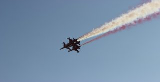 Eskişehirde Türk Yıldızları Rüzgarı