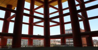 Dünyanın En Saçma Binası Kahramanmaraşta