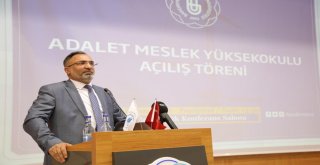 Hsk Üyesi Köseoğlu: 15 Temmuzda 16 Bin Hakim Savcımız Varken Şimdi 20 Binlere Ulaşacağız