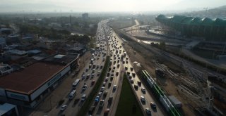 Okulların Açıldığı İlk Gün Bursa Trafiği Havadan Görüntülendi