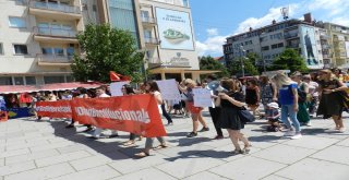 Kosovada Kadınlara Uygulanan Şiddet Protesto Edildi