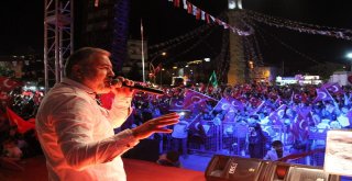 Ünlü Sanatçı Arif Nazım Çorumlularla Buluştu