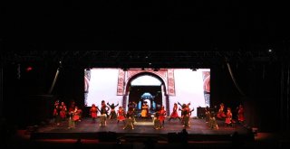 5 Bin Yıllık Antik Kentte Masalsı Gece Turistleri Büyüledi