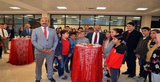 Başarılı Öğrenciler Bisikletle Ödüllendirildi