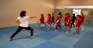 Eyüpsultan Yaz Okulları Eğitimleri Renkli Görüntüler Oluşturuyor