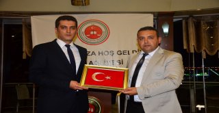 Savcı Ve Hakimlere Veda Yemeği