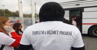 Üniversiteli Gençler Önce Kan Verdi, Ardından Çöp Topladı