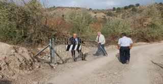 Demir Kapı İle Kapatılarak Kilit Vurulan Köy Yolu Ulaşıma Açıldı