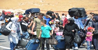 Suriyeliler Bayramlaşmak İçin Ülkelerine Gitmeye Başladı