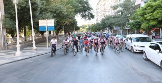 Belediye Başkanı Tahmazoğlundan Bisiklet Turu