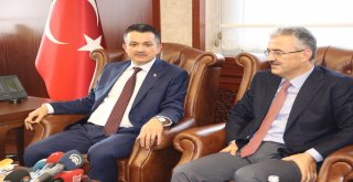 Bakan Pakdemirli: “İzmir Hakkını Almalı”