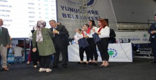 İlk Kez Ev Sahibi Olmanın Mutluluğunu Yaşadılar