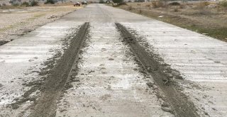 Kastamonuda Dökülen Beton Yola Zarar Verildi