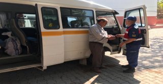 Kulada Jandarmadan Okul Servislerine Sıkı Denetim