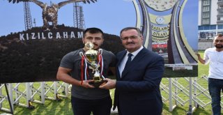 Kızılcahamamda Pehlivanlar Er Meydanında