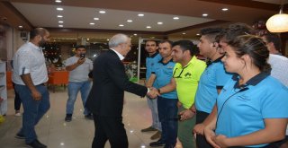 Chp Lideri Kılıçdaroğluna Korkutelinde Yanık Dondurma İkramı