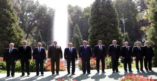 Azerbaycan Ve Ermenistan Liderleri Yuvarlak Masada