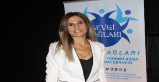 Küçükçekmecede Bağımlılıklara Karşı Farkındalık Semineri