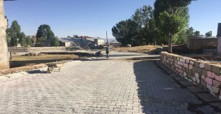 Çaldıranda İşgal Edilen Yollar Yeniden Ulaşıma Açıldı