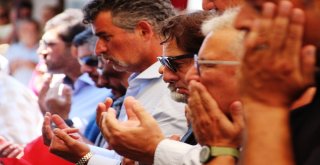 Fazıl Say Annesini Son Yolculuğuna Uğurladı