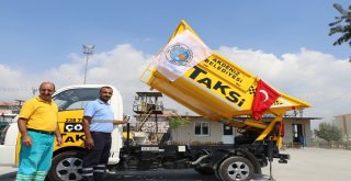 Bu Taksiler Çöp Topluyor