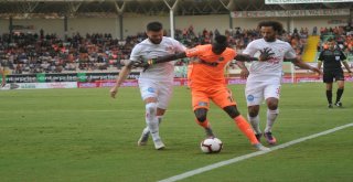 Spor Toto Süper Lig: Aytemiz Alanyaspor: 0 - Antalyaspor: 1 (İlk Yarı)