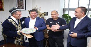 Saka, Özbek Misafirlerini Ağırladı