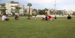 Erdemli Belediyesinden Gençlere Güreş Eğitimi