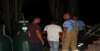Ayvalıkta Sanayi Sitesi İle Asfalt Şantiyesi Arasındaki Bölgede Çıkan Yangın Korkuttu