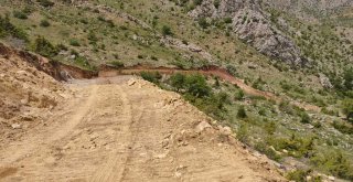 Büyükşehir yayla yolu yapımına başladı