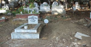Mezarı Tahrip Edip Bu İş Bitmedi Yazan Şüpheli Yakalandı