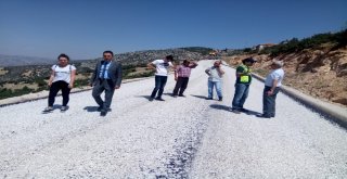 Karamanda Köy Yollarında Asfaltlama Çalışmaları Sürüyor